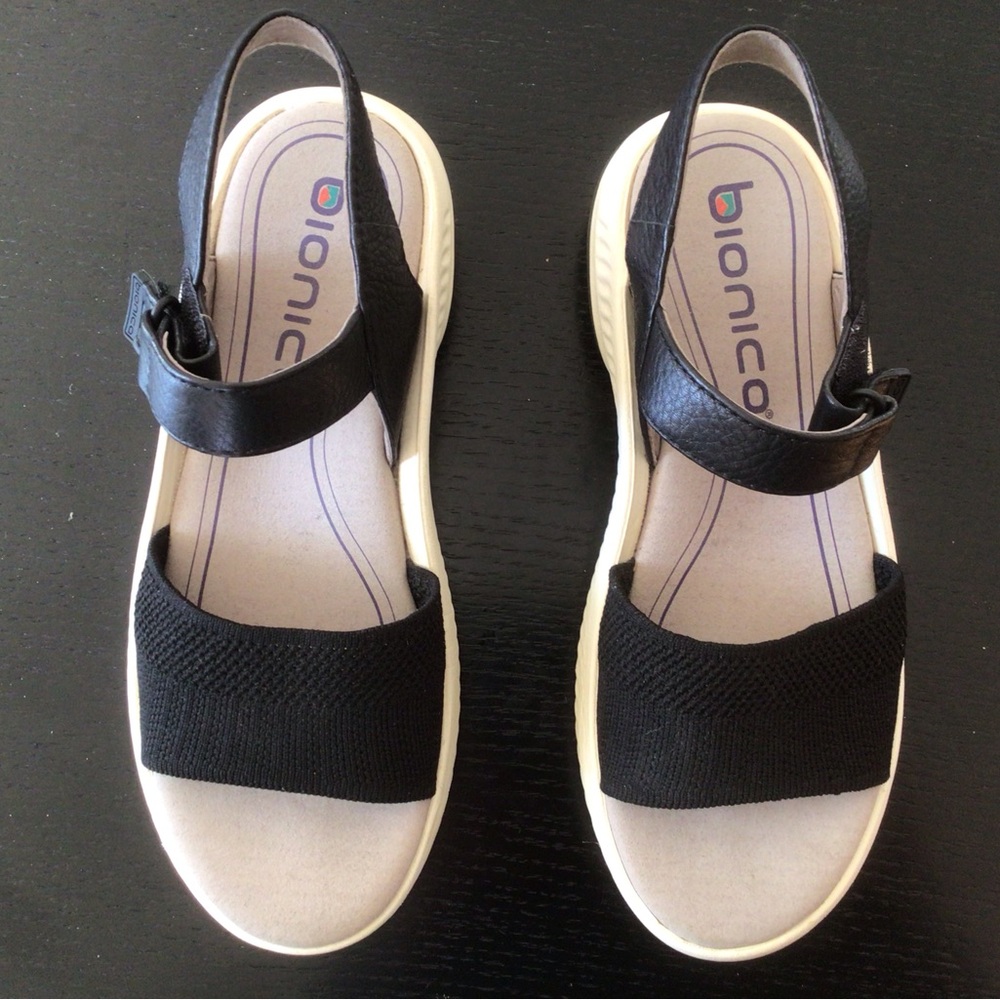 Bionica Women’s Sandals size 7